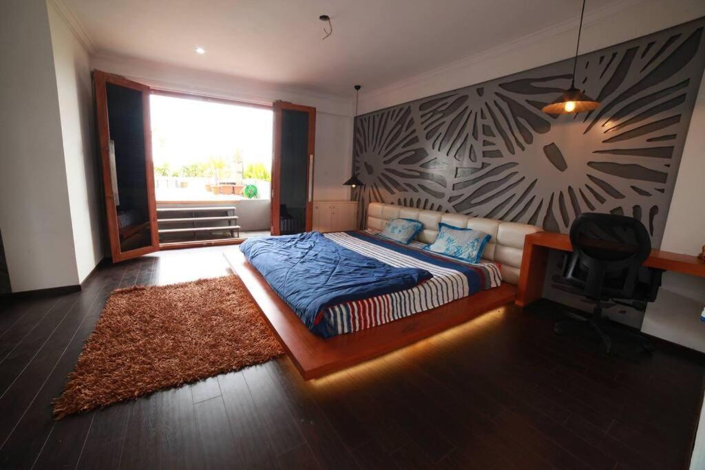 Varaa Villa Mysore Εξωτερικό φωτογραφία